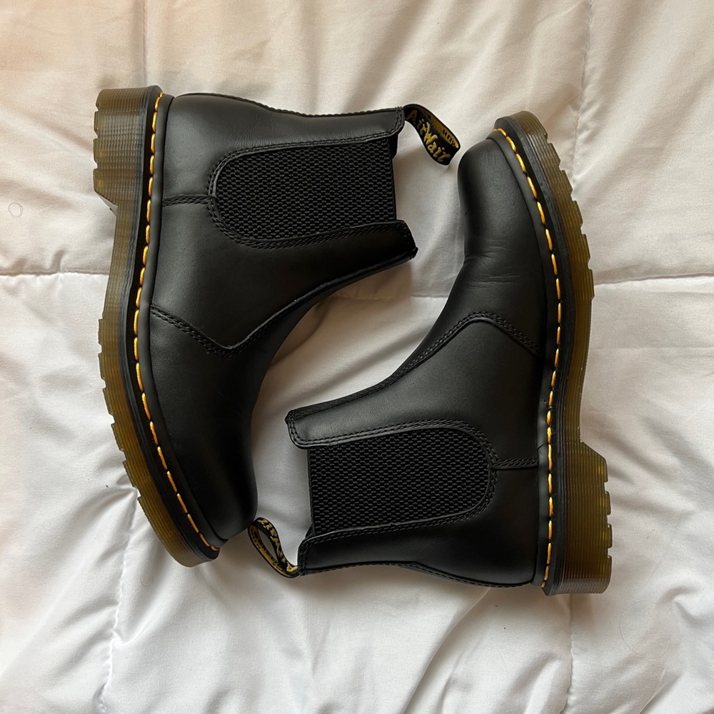 ON HOLD Doc Martens Black Chelsea Boots Size 7